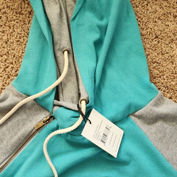 Basic Doublehood - Philadelphia - Picture 3 of 3